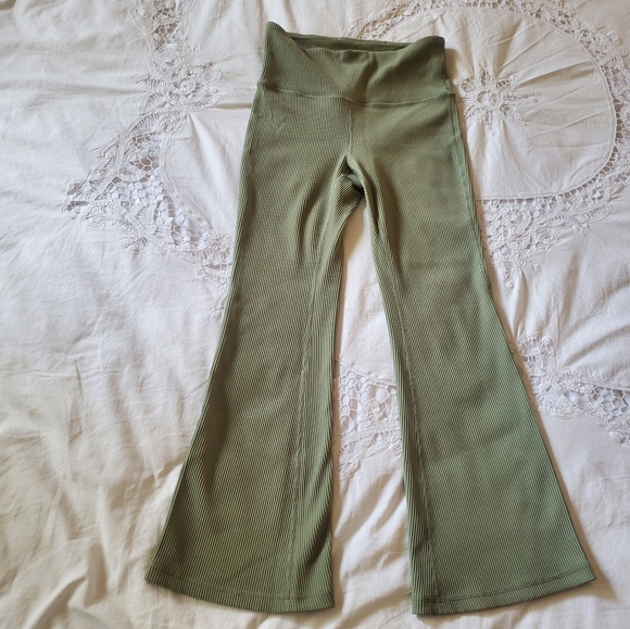 Athleta Elation Ribbed Flare pants - Picture 4 of 9